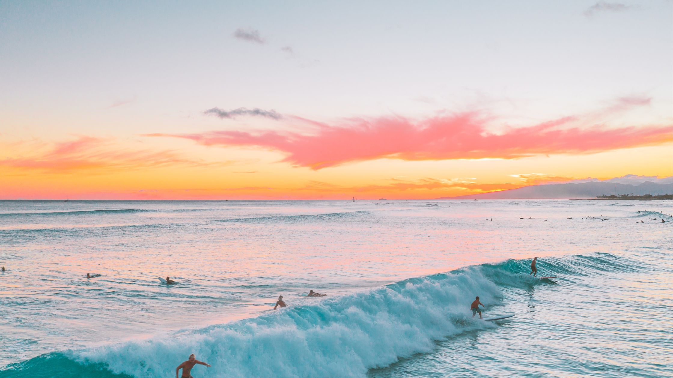 Canggu est le paradis des surfeurs en Indonésie.